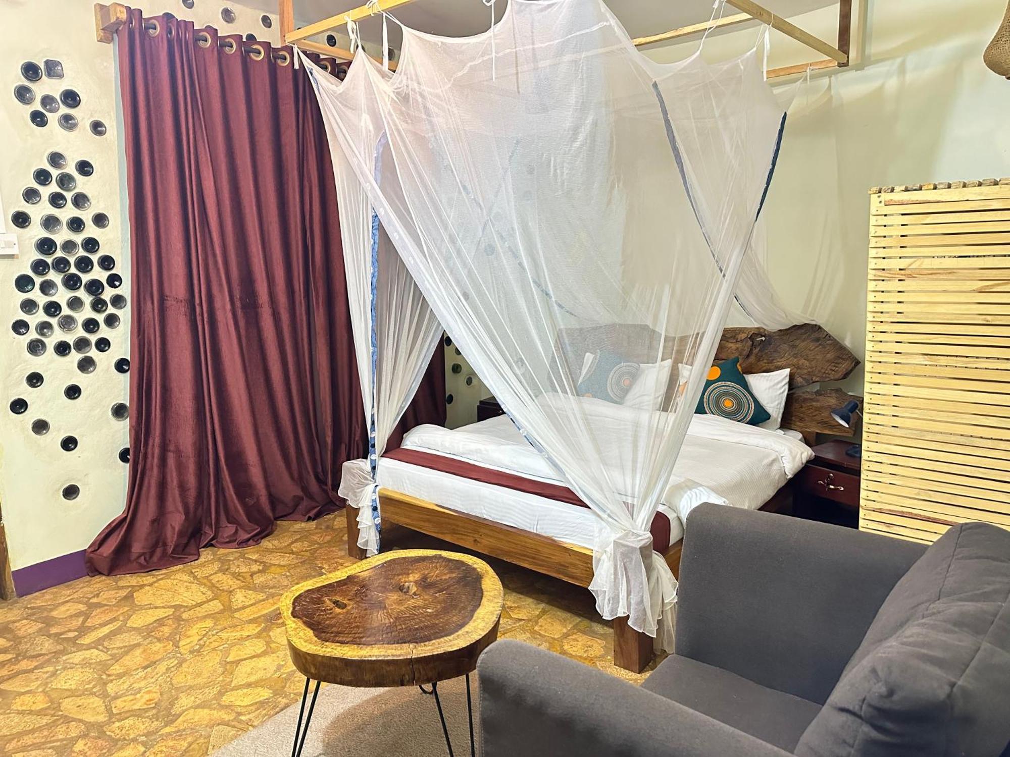 Afro Smile Hotel & Guest House Jinja Eksteriør bilde