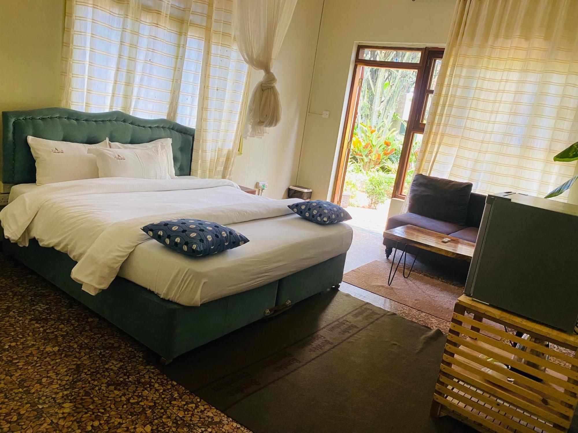 Afro Smile Hotel & Guest House Jinja Eksteriør bilde