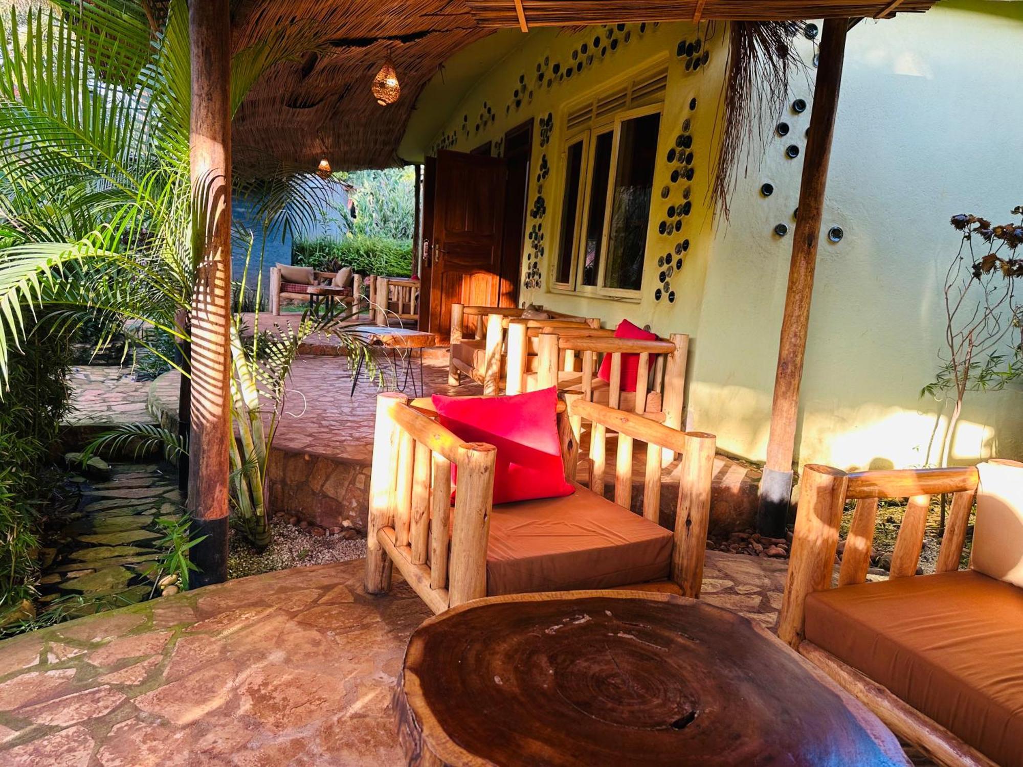 Afro Smile Hotel & Guest House Jinja Eksteriør bilde