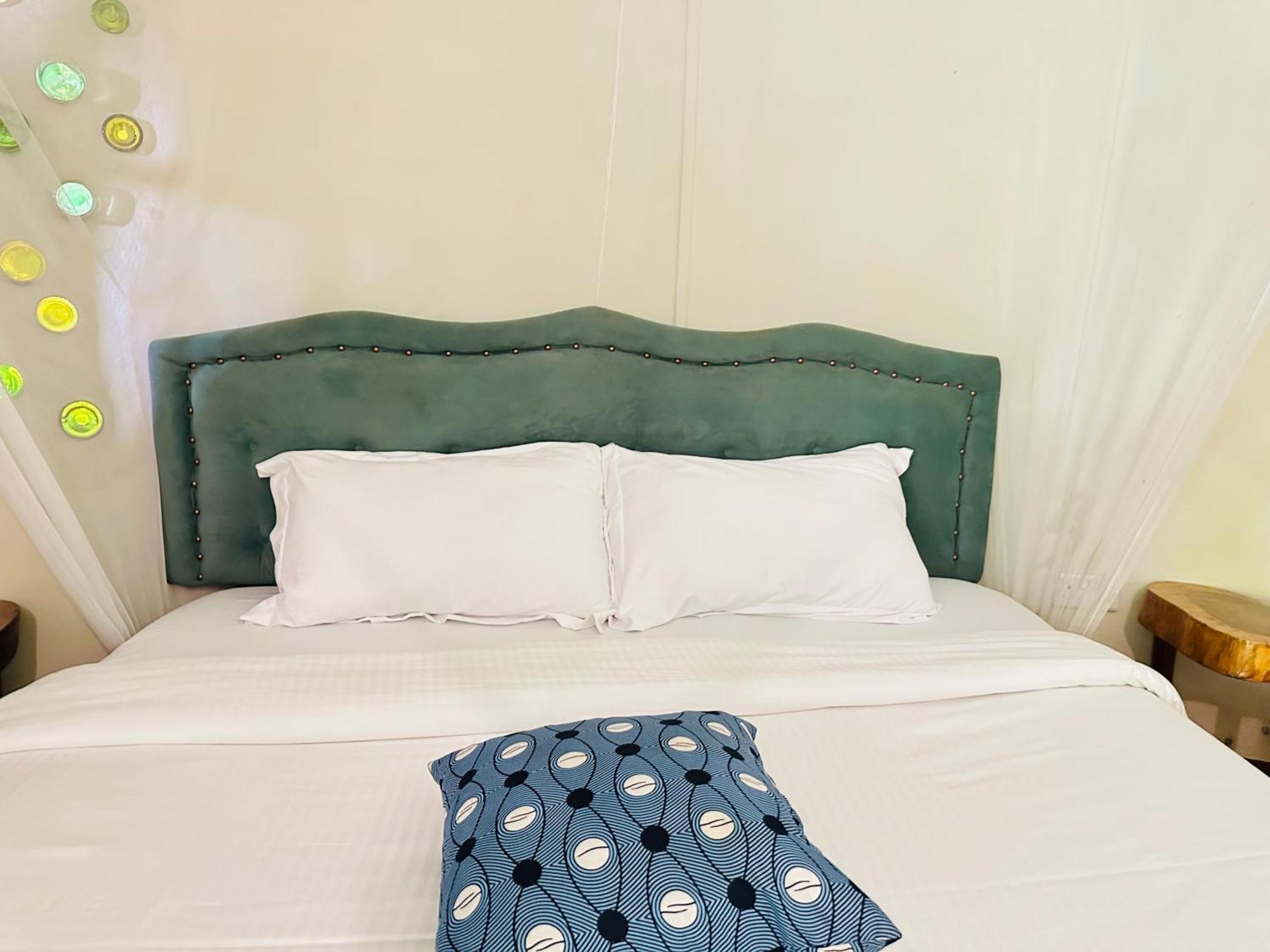 Afro Smile Hotel & Guest House Jinja Eksteriør bilde