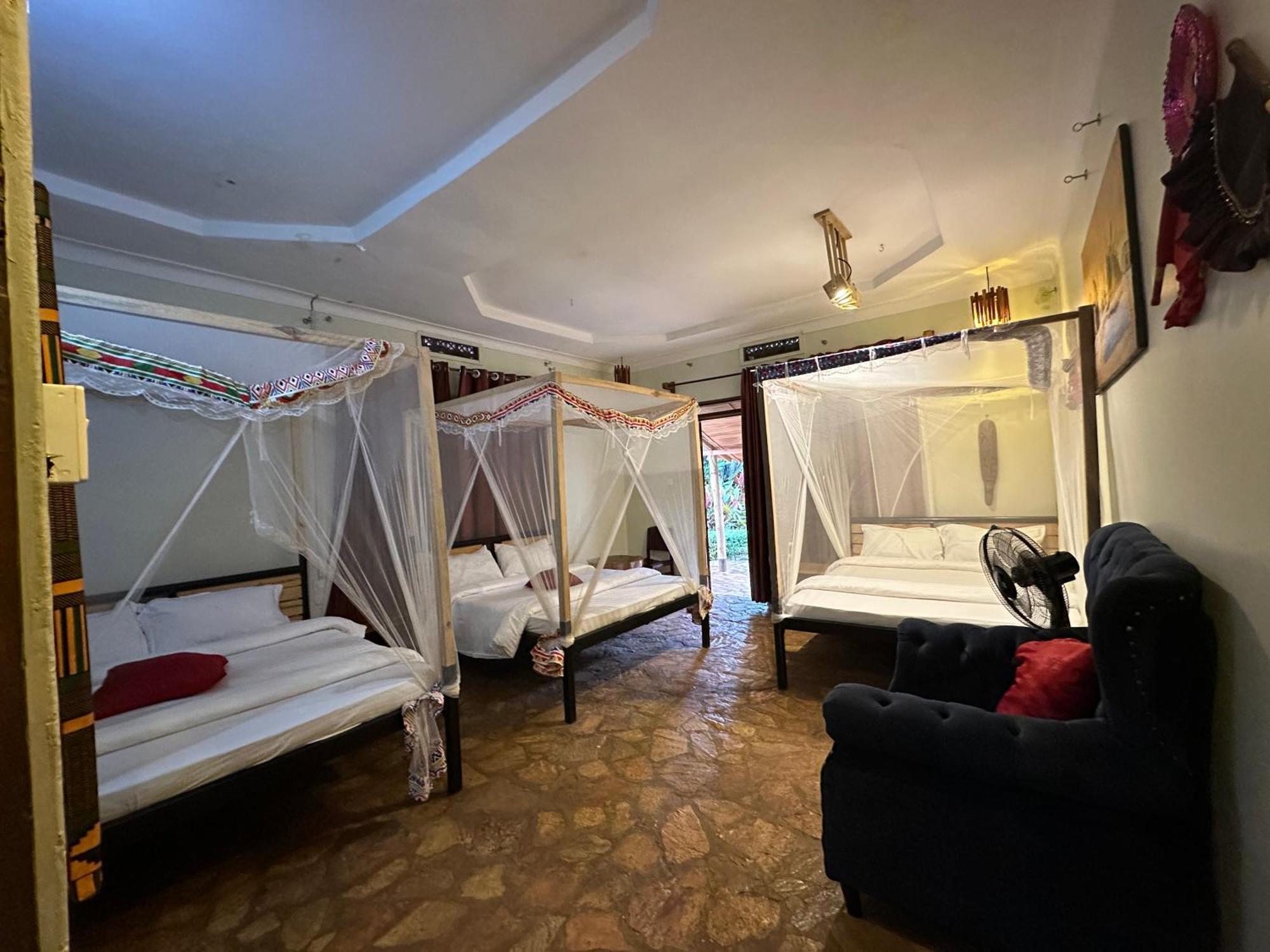 Afro Smile Hotel & Guest House Jinja Eksteriør bilde